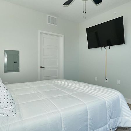 Modern Dwntwn 1 Bdrm Apt Pool Gym Free Parking Indianapolis Dış mekan fotoğraf