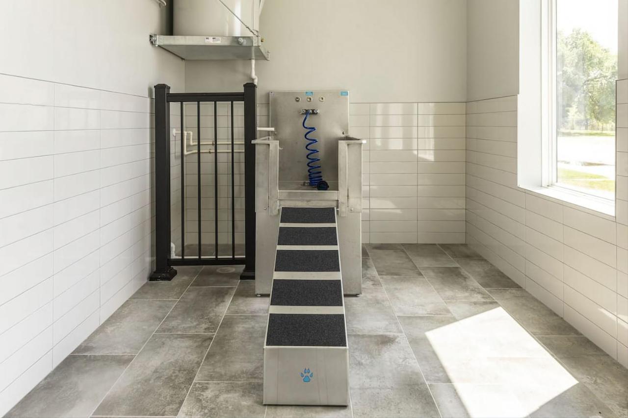 Modern Dwntwn 1 Bdrm Apt Pool Gym Free Parking Indianapolis Dış mekan fotoğraf
